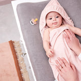 Meyco Baby cape de bain ruffle soft pink 80x80cm 492081