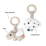Done by Deer jouet d'éveil à suspendre happy clouds sand (lot de 2) DD-4233669